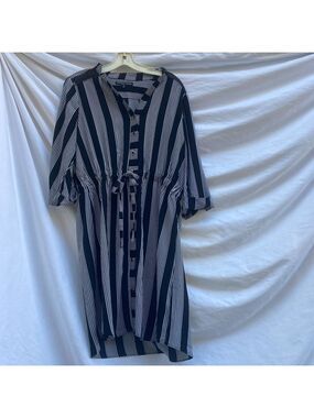 Fifth & Park Black and Gray Striped Dress Button Down 3/4 Sleeve Dress, Size 8